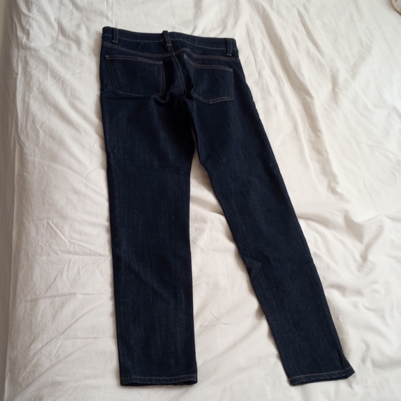 DONATED! UNIQLO High Rise Skinny Jeans, Size 24 - Picture 3 of 8